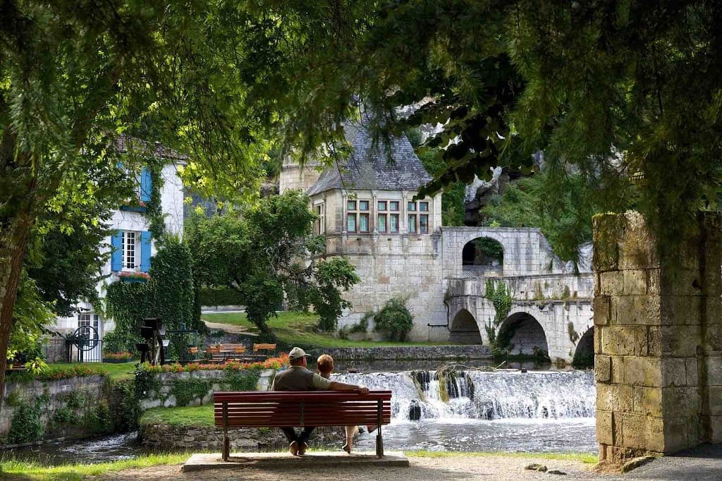 Самые красивые небольшие города Франции